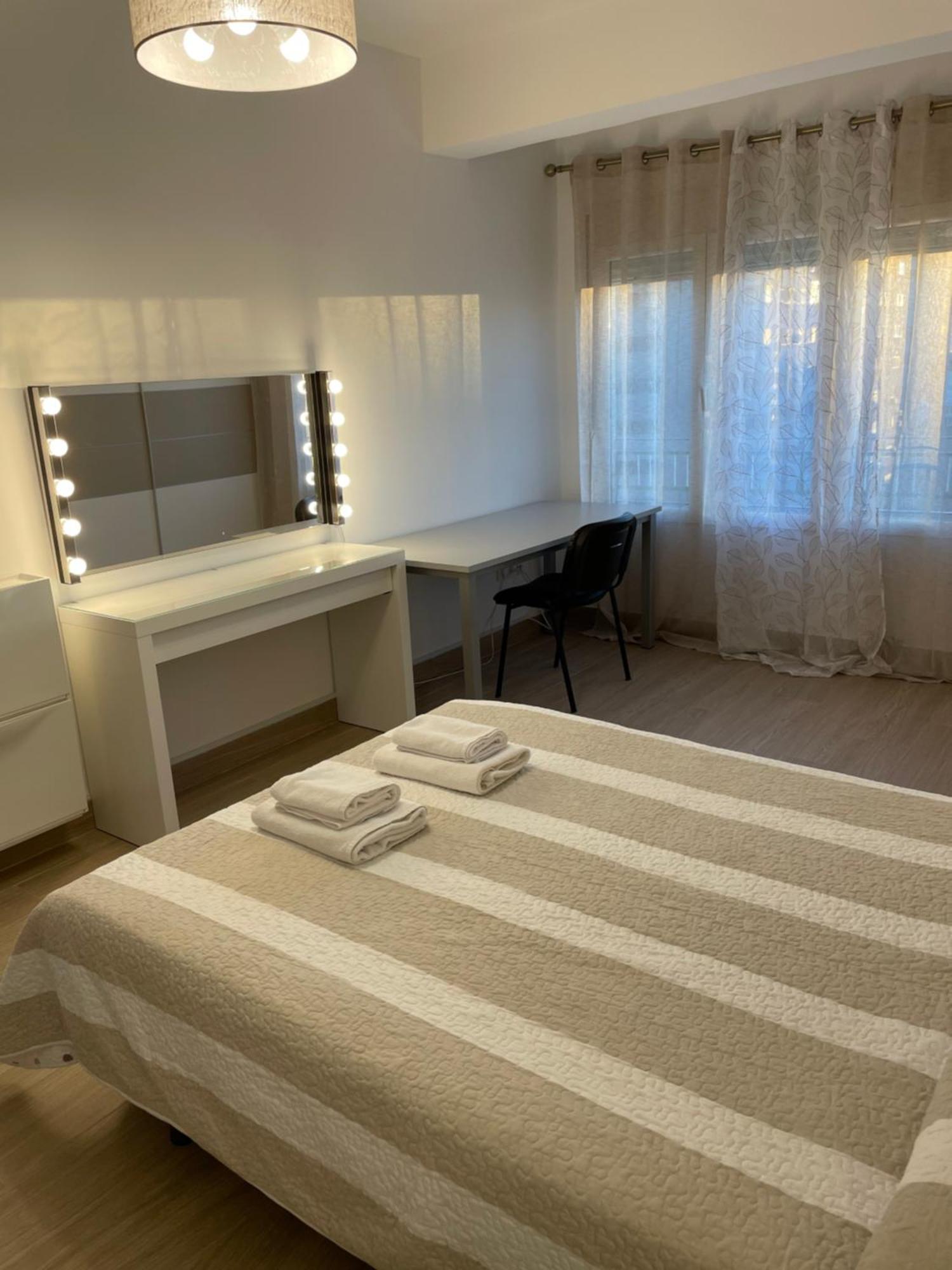 H&H Suite Espectacular Apartamento En El Centro De Granada Exterior photo